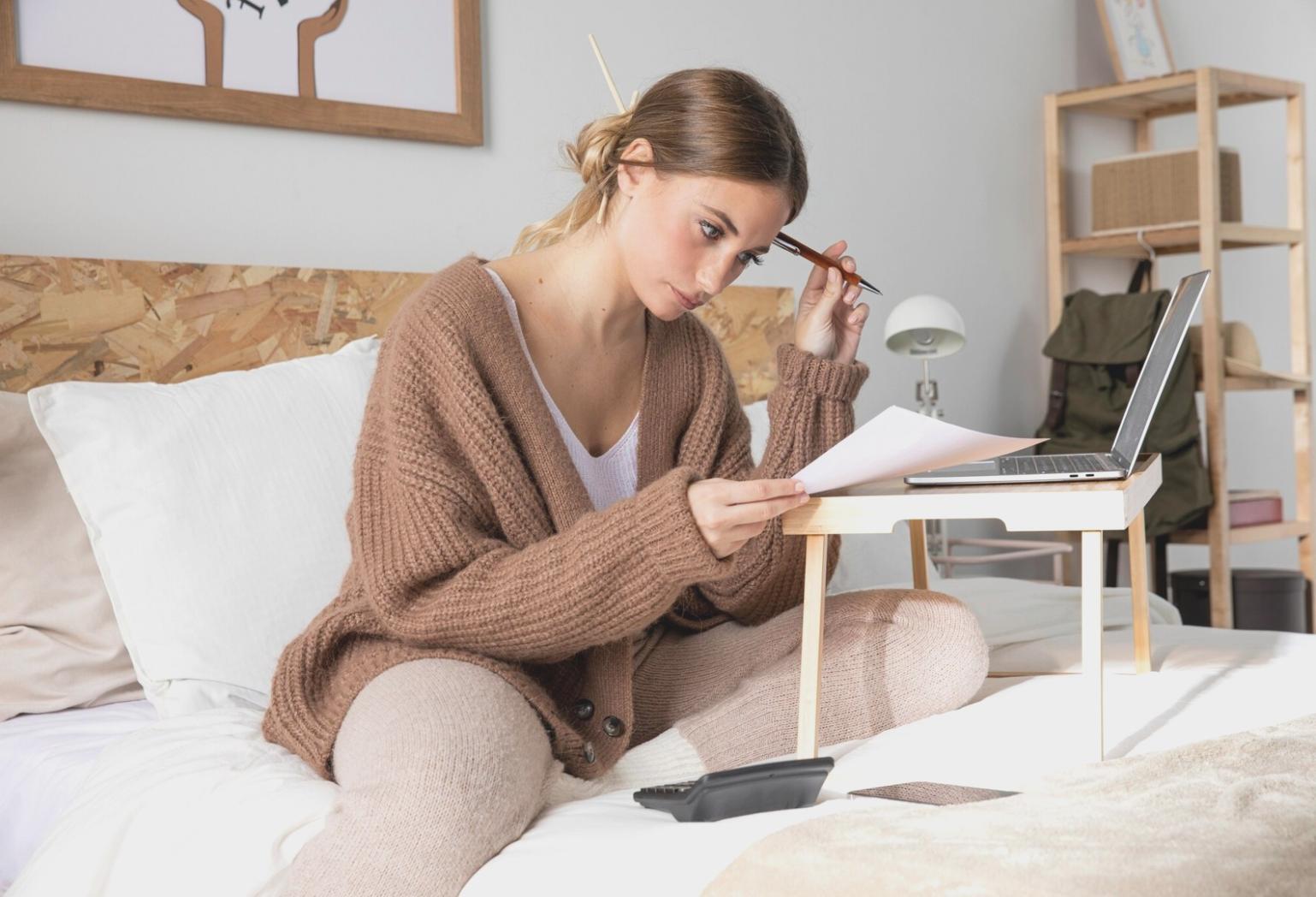 Espacio de trabajo moderno con vista panorámica en Palma de Mallorca